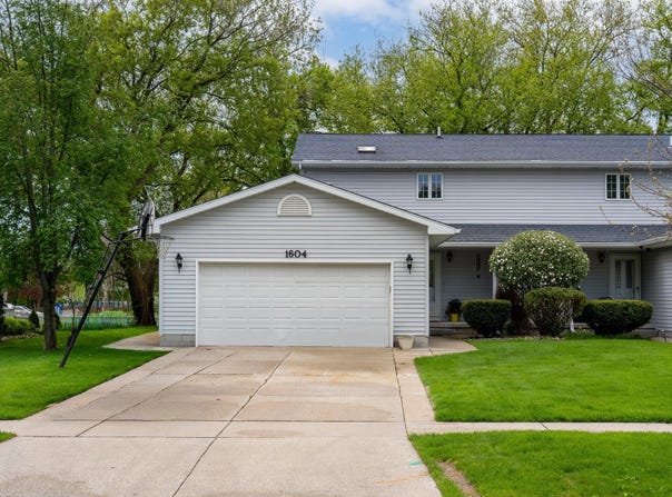 1604 E Gaylord Street, Mt Pleasant, MI 48858