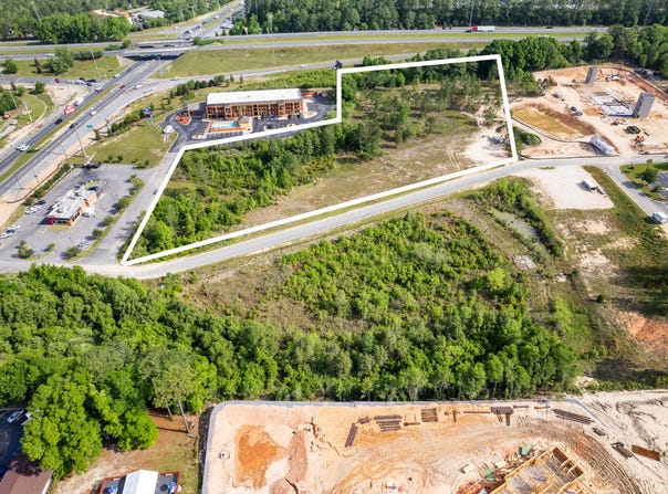 Southcrest Drive, Crestview, FL 32536