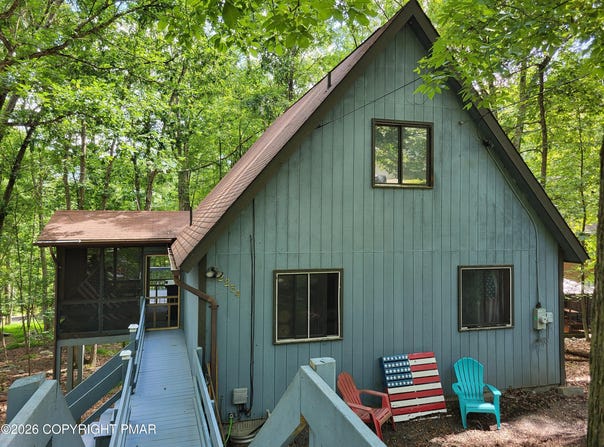 193 Bellingham Drive, Bushkill, PA 18324