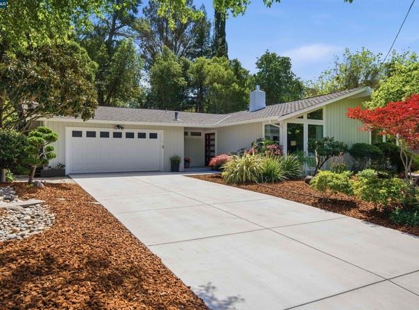 157 Shuey Dr, Moraga, CA 94556
