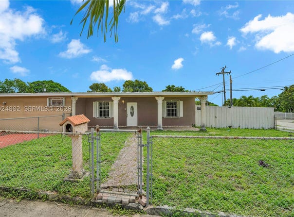 3651 W 2nd Ct, Hialeah, FL 33012