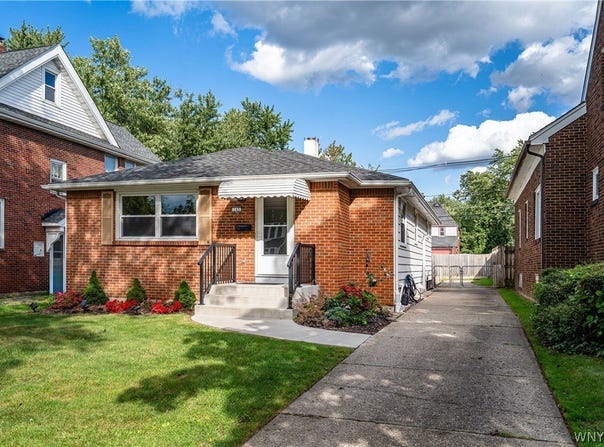 143 Capen Boulevard, Amherst, NY 14226