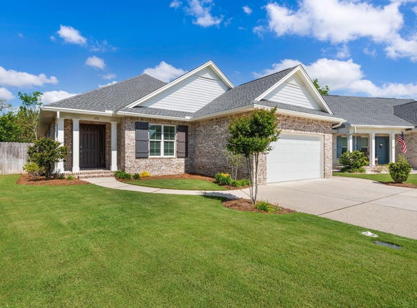 170 Raiders Trail, Valparaiso, FL 32580