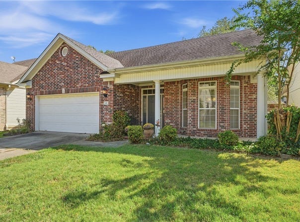 42 Courtside Place, Littlerock, AR 72210