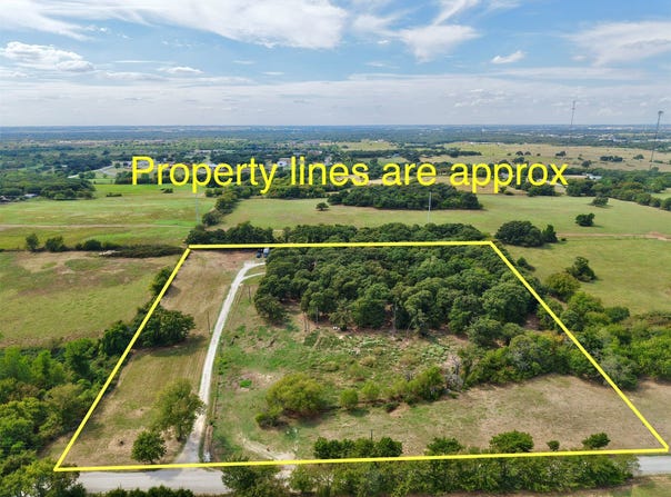 711 County Road 162, Gainesville, TX 76240