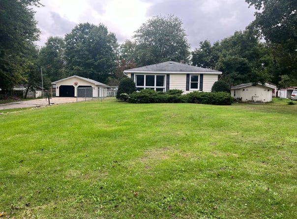 65835 Gridley Road, Hartford, MI 49057