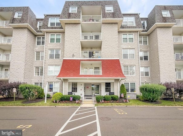 6211 CENTENNIAL Station, WARMINSTER, PA 18974