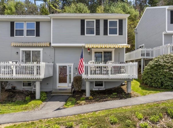 96 Atlantic Avenue, Boothbay Harbor, ME 04538