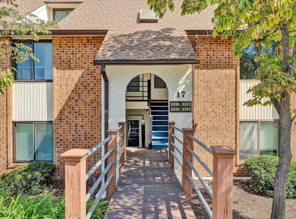 3337 Forest Ct, Roanoke, VA 24018