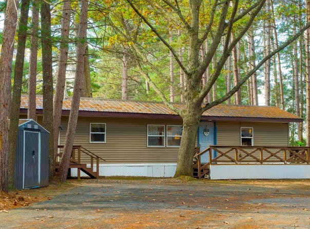 8573 HOWER RD, Minocqua, WI 54548