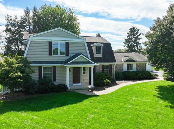 141 GREEN ACRE Road, LITITZ, PA 17543