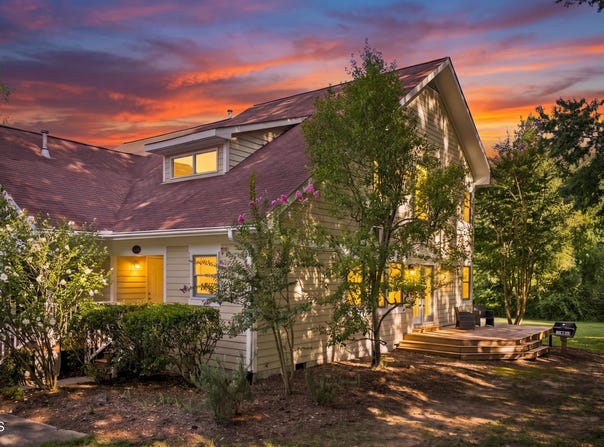 305 Mcgregor Drive, Chapel Hill, NC 27514