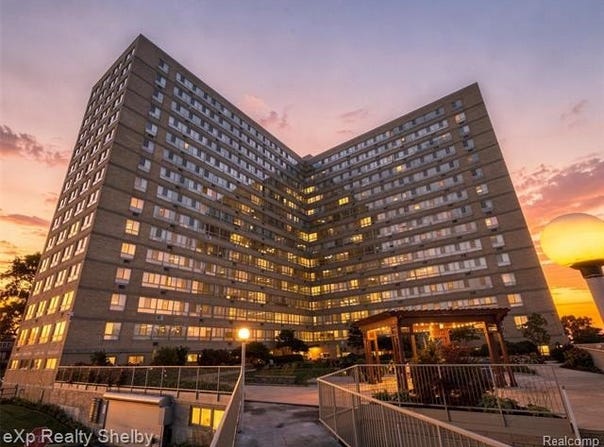 8900 E Jefferson Ave, Detroit, MI 48214