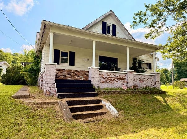 1089 Webster St, South Webster, OH 45682