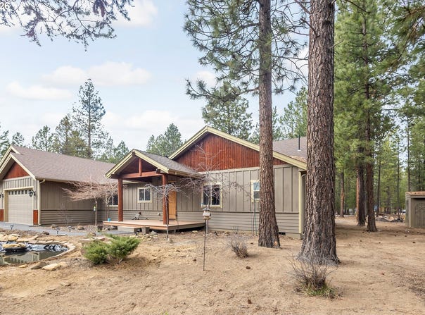 15784 LAVA Dr, LaPine, OR 97739