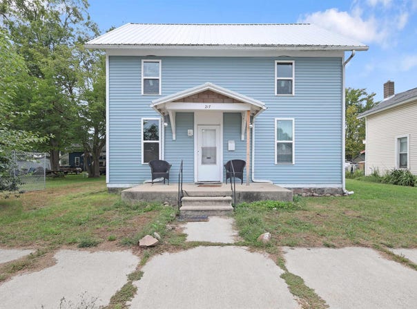 217 S 9th Street, Goshen, IN 46528