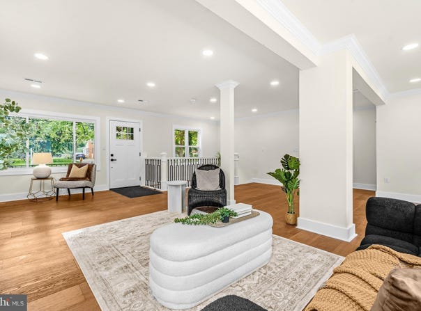 703 NORTHWEST Drive, SILVER SPRING, MD 20901