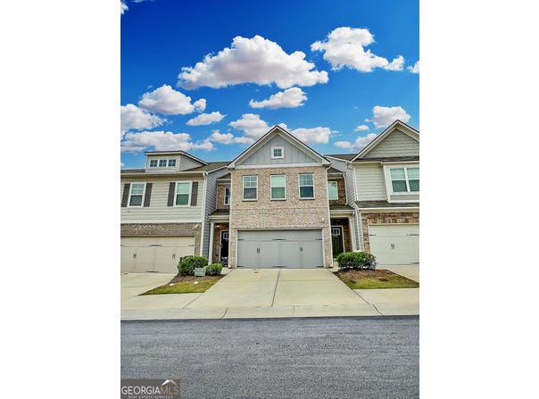 7622 Avalon Boulevard, Fairburn, GA 30213