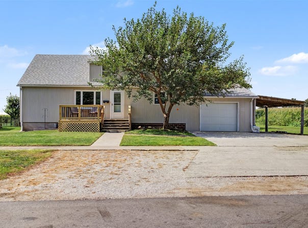 380 N 3rd Street, IA 50154