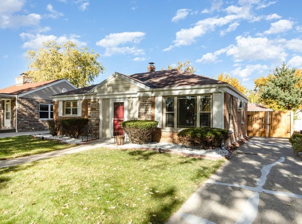 2514 Spruce Road, Homewood, IL 60430