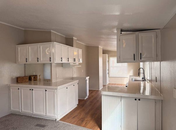 2013 Colonial Dr, Baytown, TX 77520