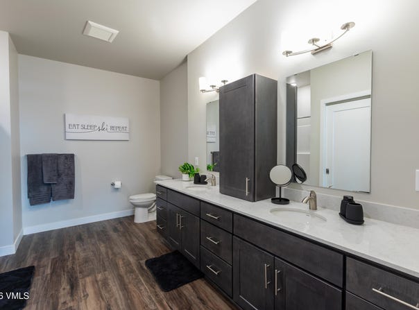 1281 N Frontage Road W E104, Vail, CO 81657