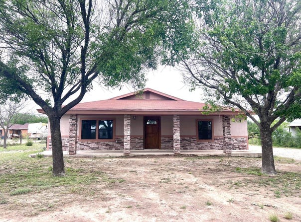118 West, Del Rio, TX 78840