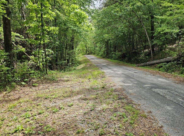 Grover Davis Road, Hamilton, AL 35570