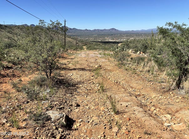 339 Via Mantaraya, Rio Rico, AZ 85648