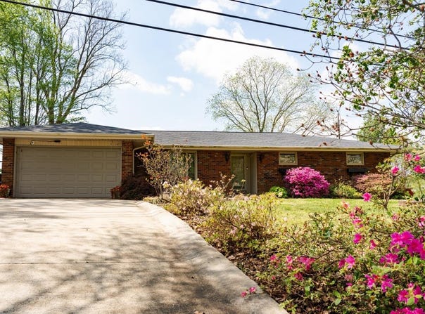 8218 State Route 351 E, Henderson, KY 42420
