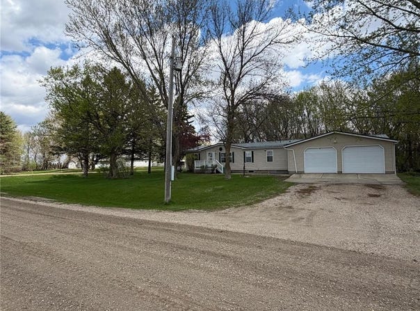 37026 710th Avenue, Saint James, MN 56081