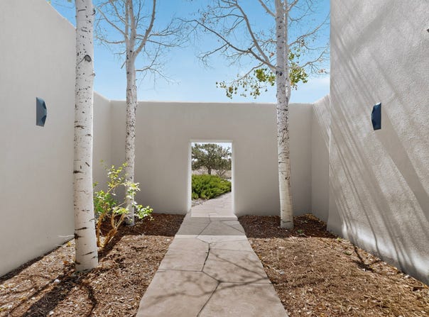 35 Avenida De La Paz, Lamy, NM 87540