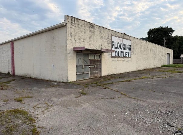 108 Flaugher Rd, Ripley, OH 45167