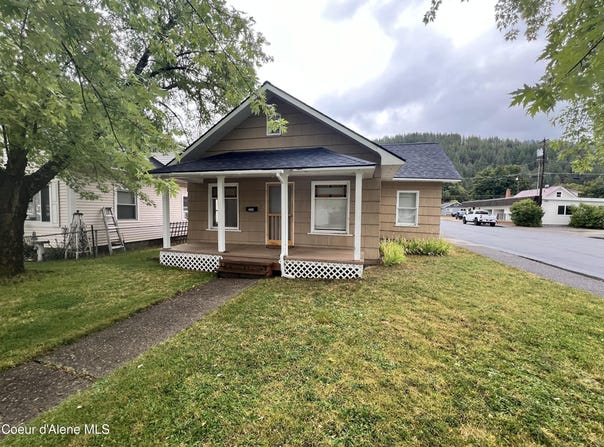402 W Mullan Ave, Kellogg, ID 83837