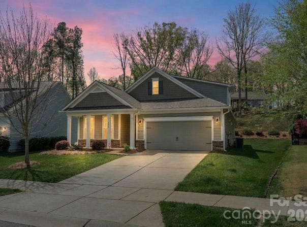 2214 Seagull Drive, Denver, NC 28037