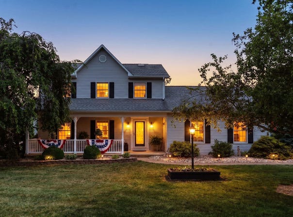 39 CRANBERRY DR, STUARTS DRAFT, VA 24477