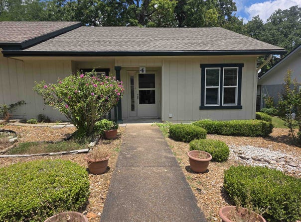 4 Spring River Lane, Cherokee Village, AR 72529