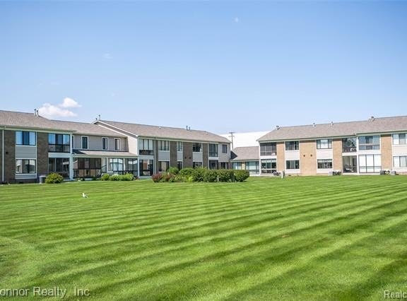 1660 River Road, Marysville, MI 48040