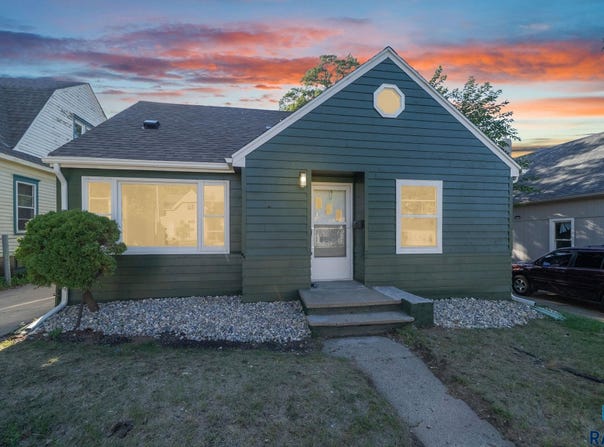 1123 N Minnesota Ave, Sioux Falls, SD 57104-1525