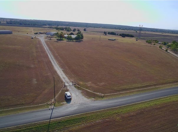 1351 County Road 320, Granger, TX 76530