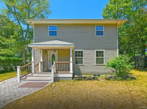 208 Lake Drive, Patchogue, NY 11772