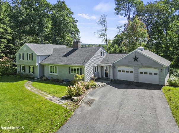 490 Williams St, Pittsfield, MA 01201