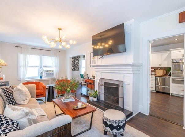 77 1St Ave, Little Falls Twp., NJ 07424-1531