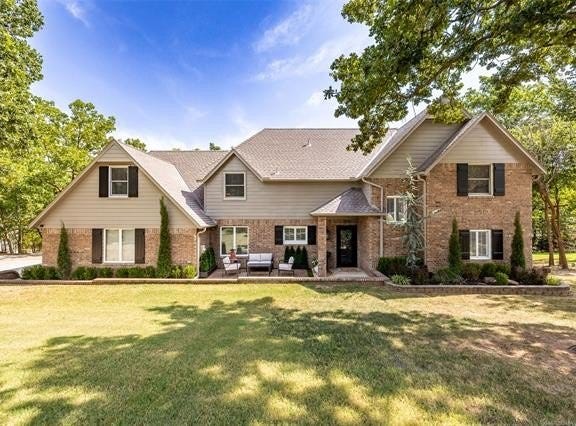 12123 Skyline Drive, Jenks, OK 74037