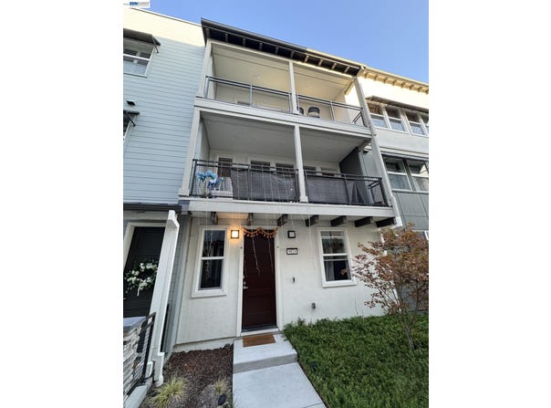9824 Seawind Way, Newark, CA 94560