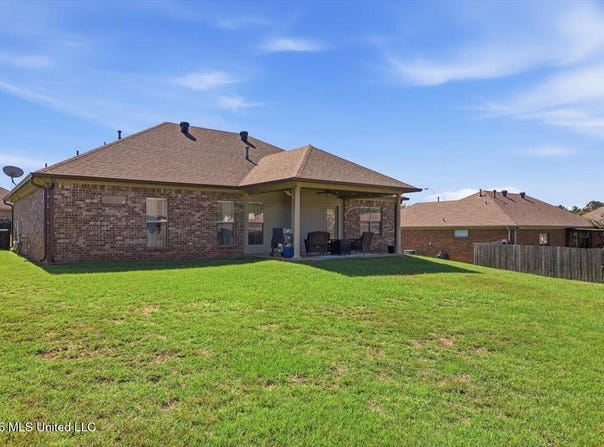 104 Carriage Lane, Florence, MS 39073