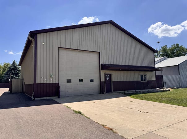 410 Pine St, Sheldon, IA 51201