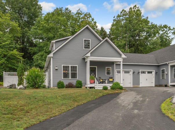 21 Youngs Lane, Freeport, ME 04032