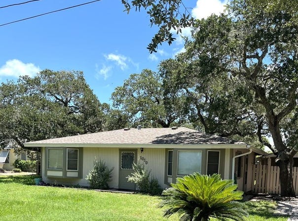 ROCKPORT, TX 78382