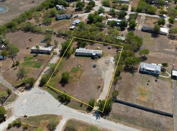119 Reines Cv, Del Valle, TX 78617